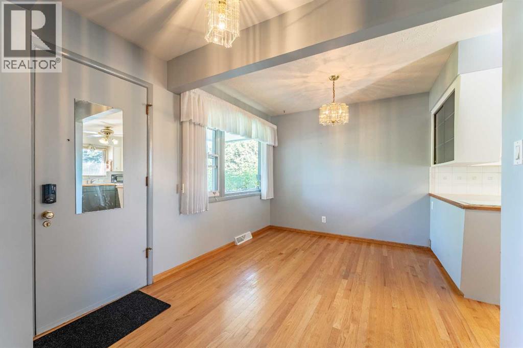 11 Winchester Crescent SW - Image 3
