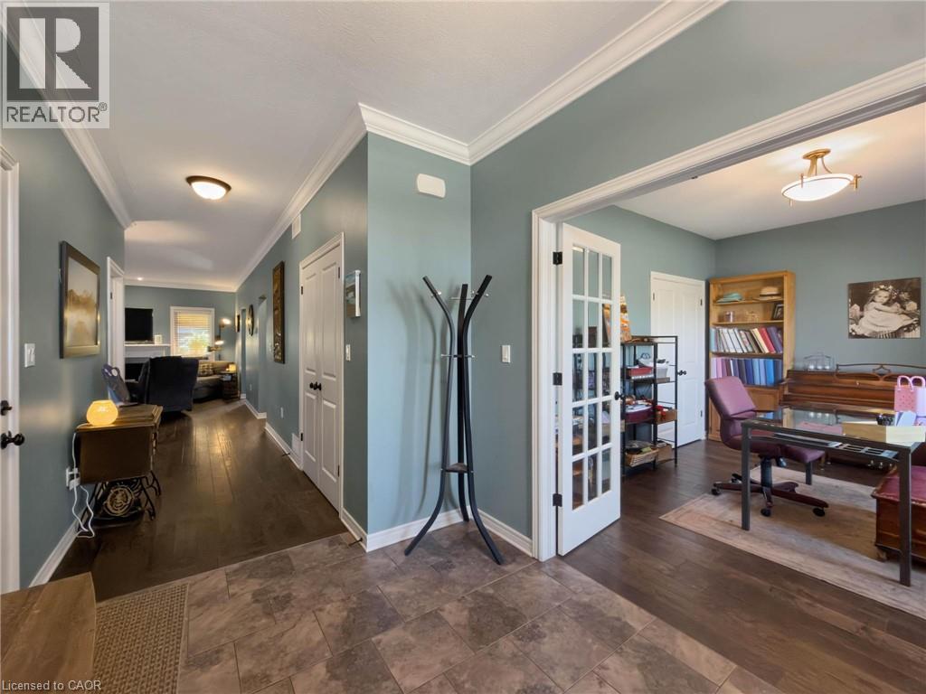 9 POSTMA Drive, Dunnville — photo 10