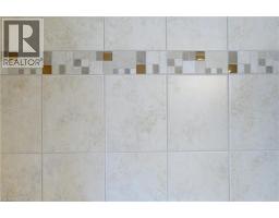466 Sienna Crescent, Kitchener, ON N2R1T9 Photo 13