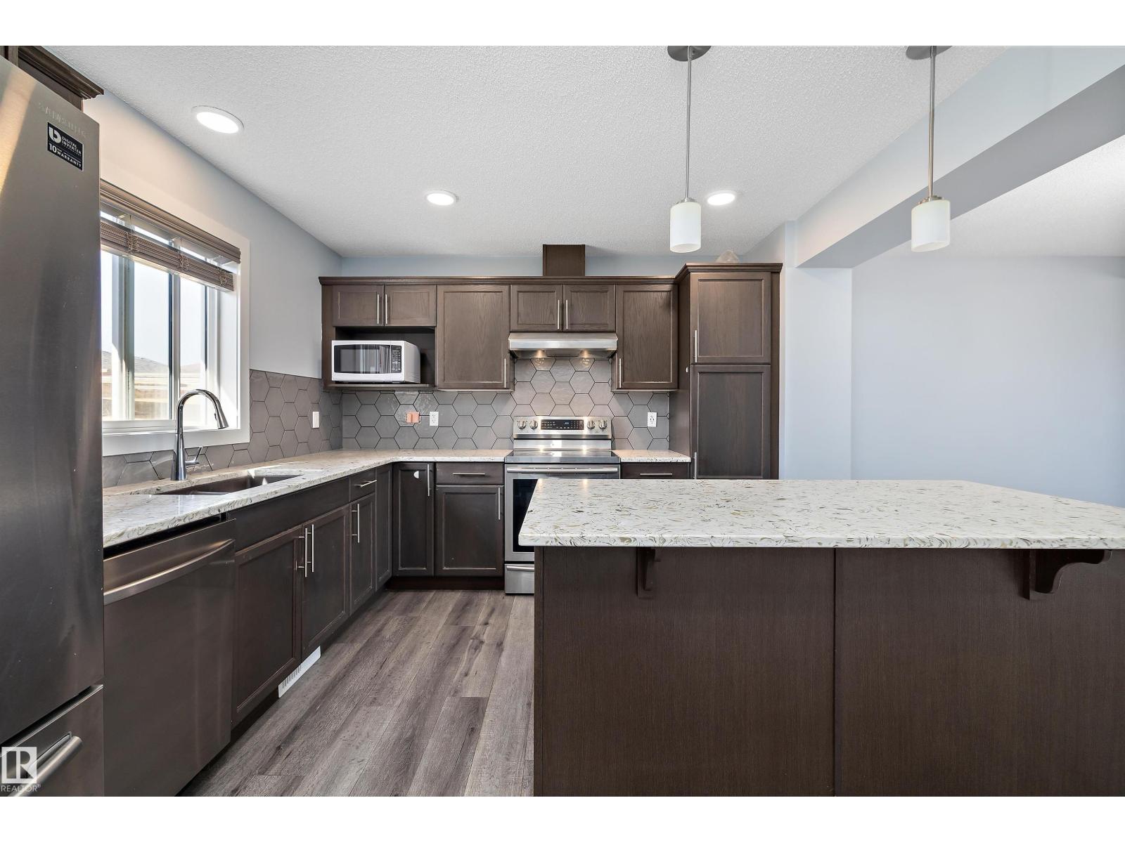2611 14 AV NW - 14