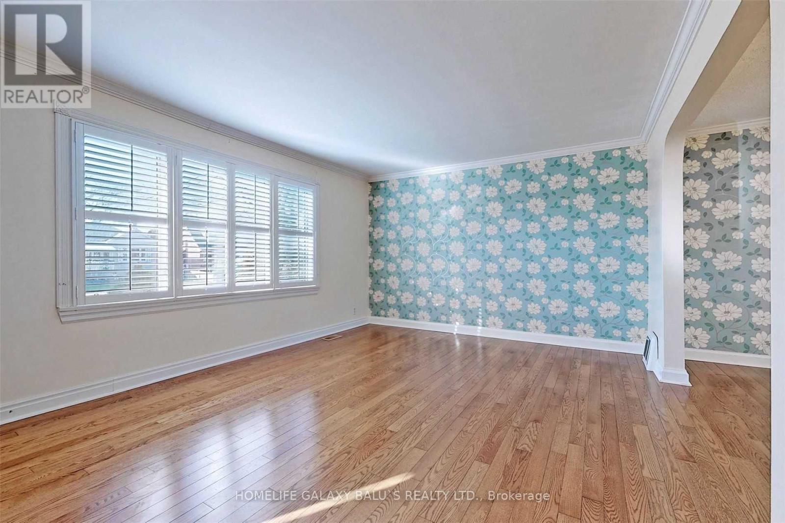 135 HIGHLAND AVENUE, Oshawa (Central) — photo 2