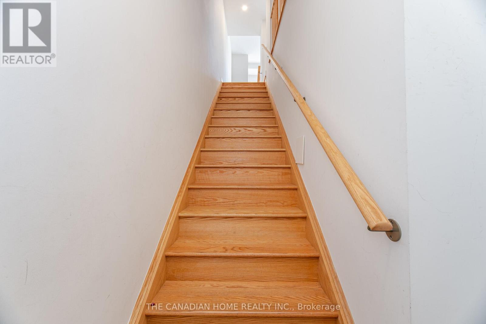 241 DANZATORE PATH, Oshawa (Windfields) — photo 7