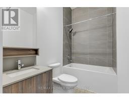 Th17 - 7 Buttermill Avenue, Vaughan, ON L4K0M5 Photo 13