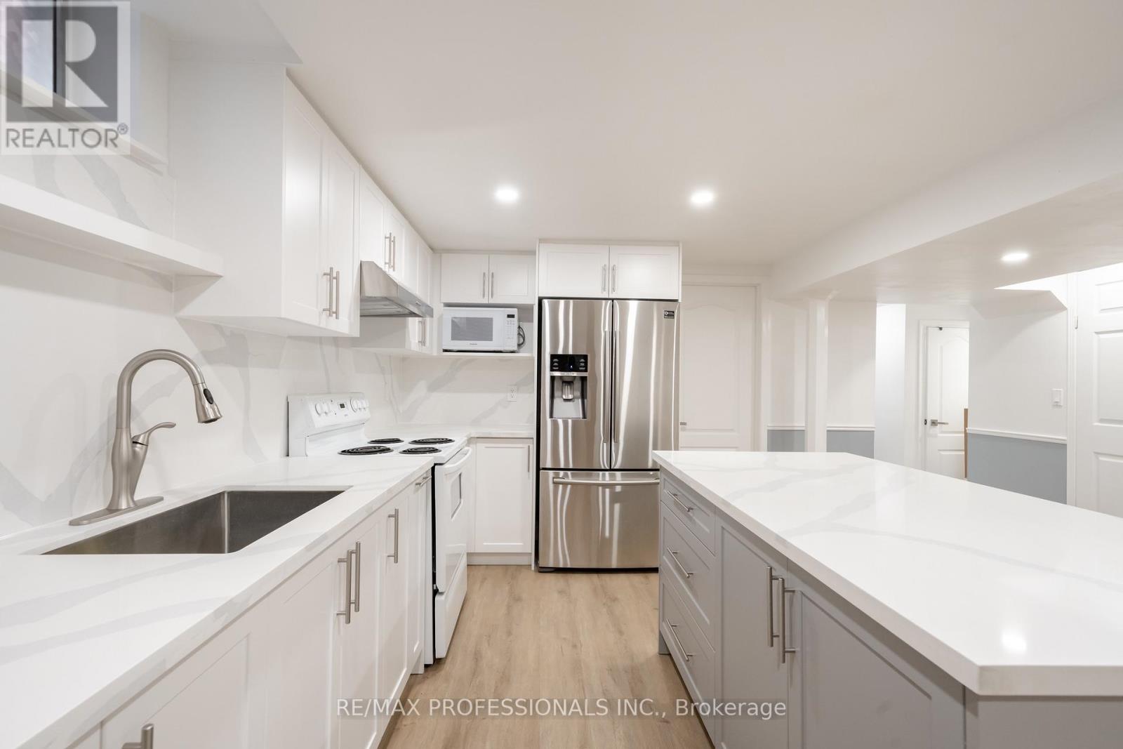LOWER SUITE - 24 KEEFER COURT, Vaughan (Brownridge) — photo 11
