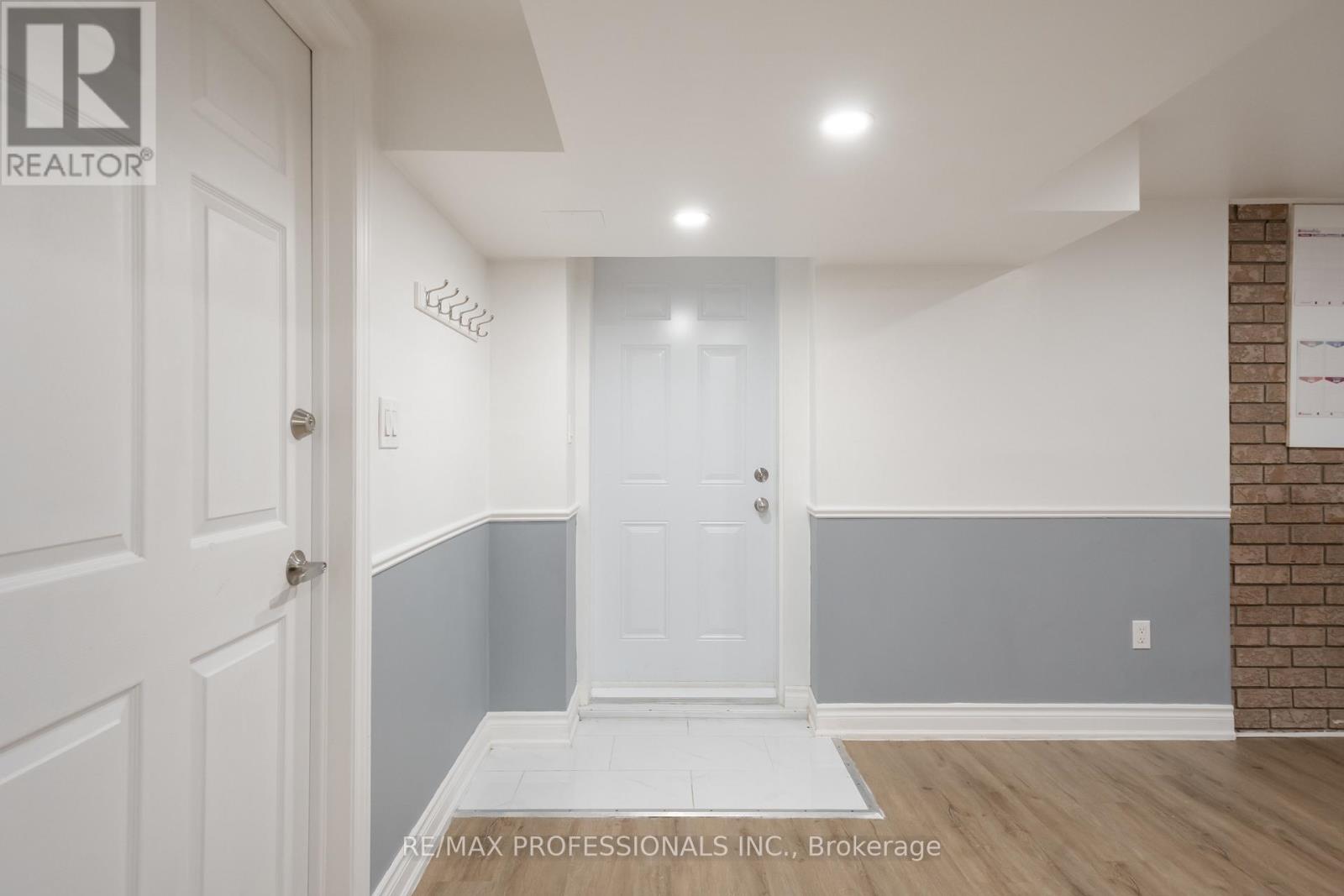 LOWER SUITE - 24 KEEFER COURT, Vaughan (Brownridge) — photo 4