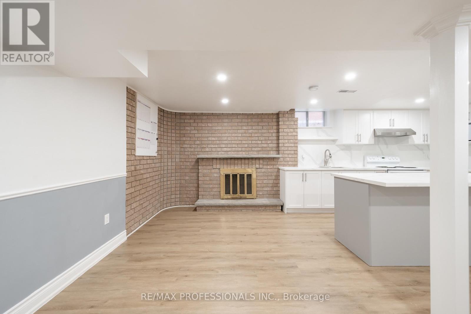 LOWER SUITE - 24 KEEFER COURT, Vaughan (Brownridge) — photo 6