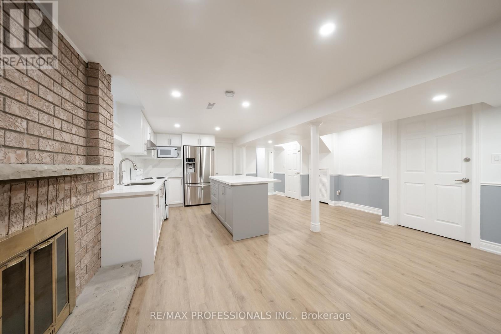 LOWER SUITE - 24 KEEFER COURT, Vaughan (Brownridge) — photo 8