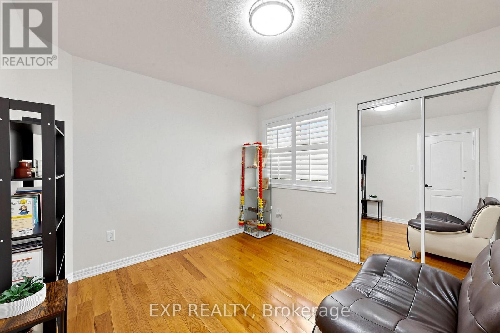 99 SAFFRON STREET - Image 31