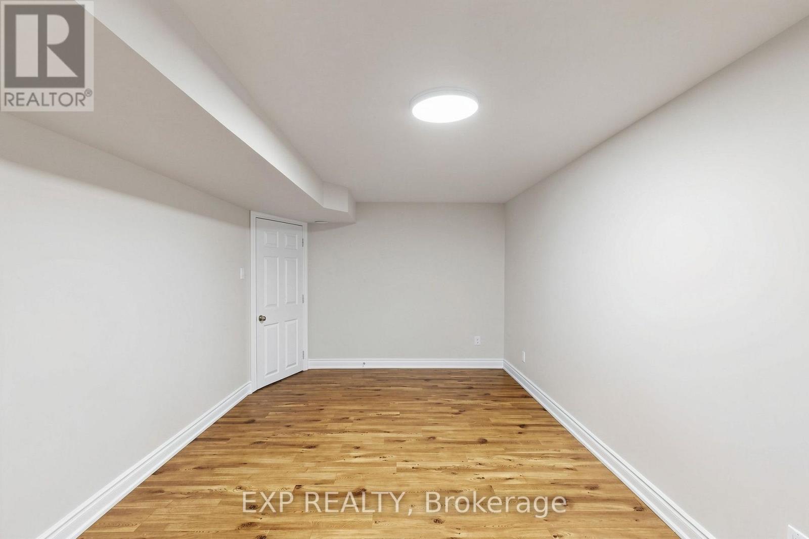 99 SAFFRON STREET - Image 43