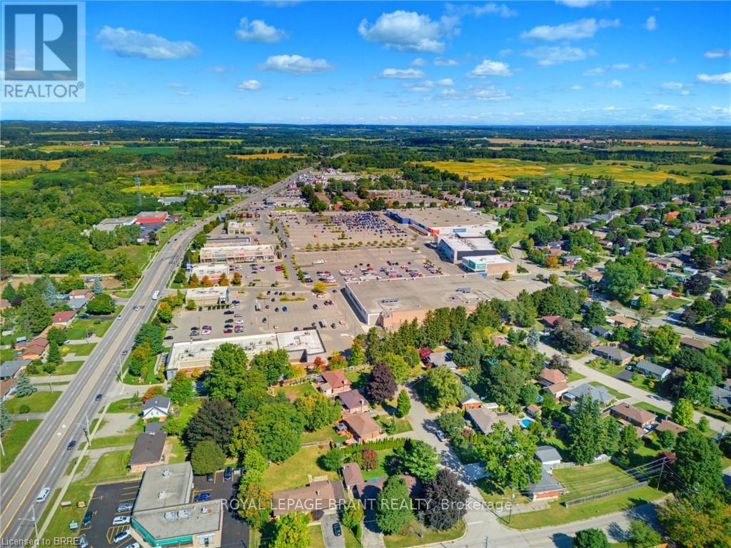 27 BRIER CRESCENT - 38