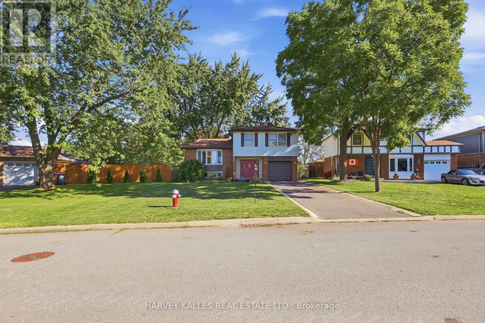 310 NEWLOVE DRIVE - 1