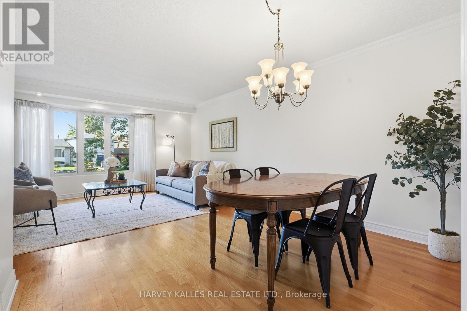 310 NEWLOVE DRIVE - 10