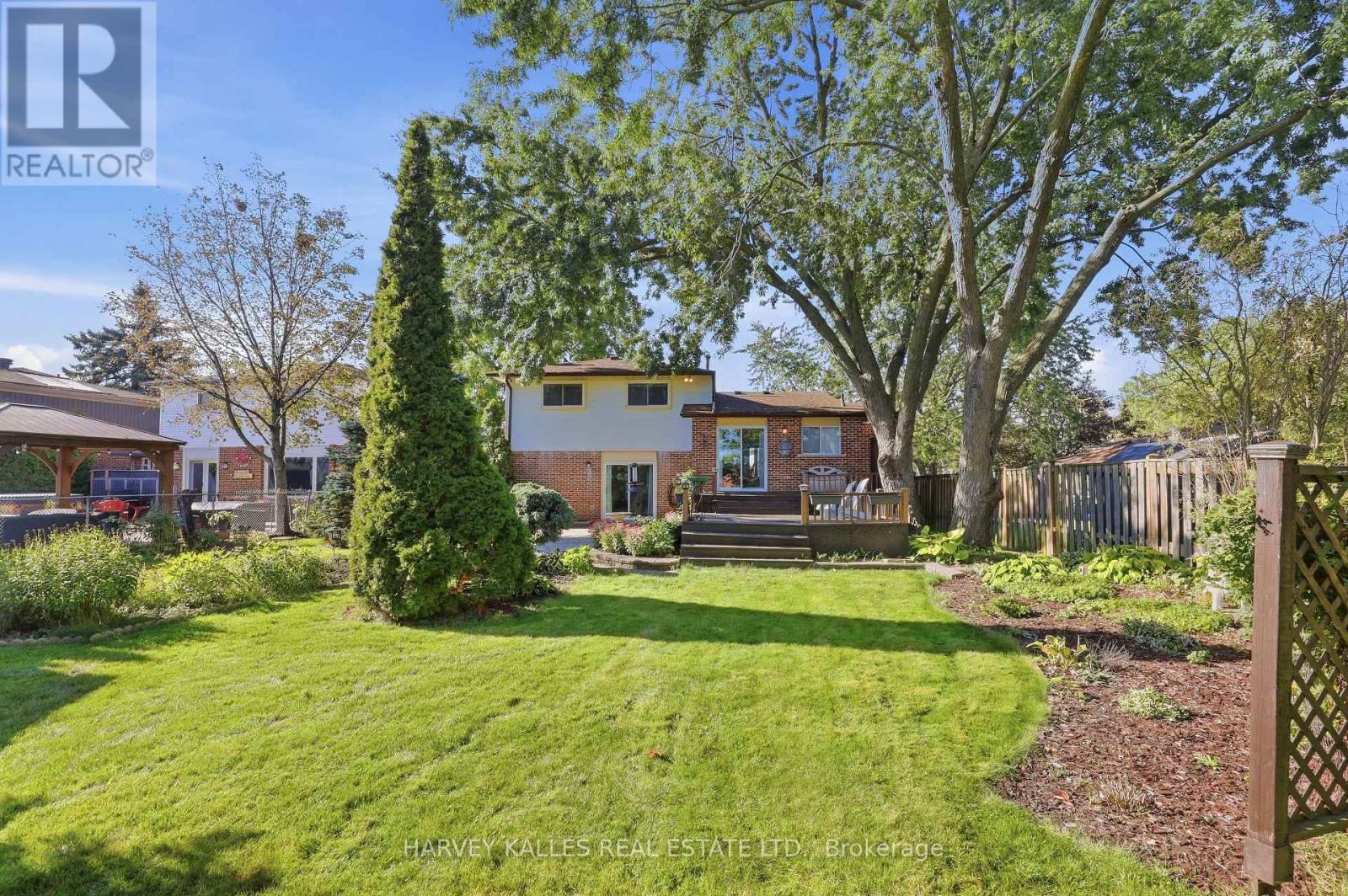 310 NEWLOVE DRIVE - Image 28