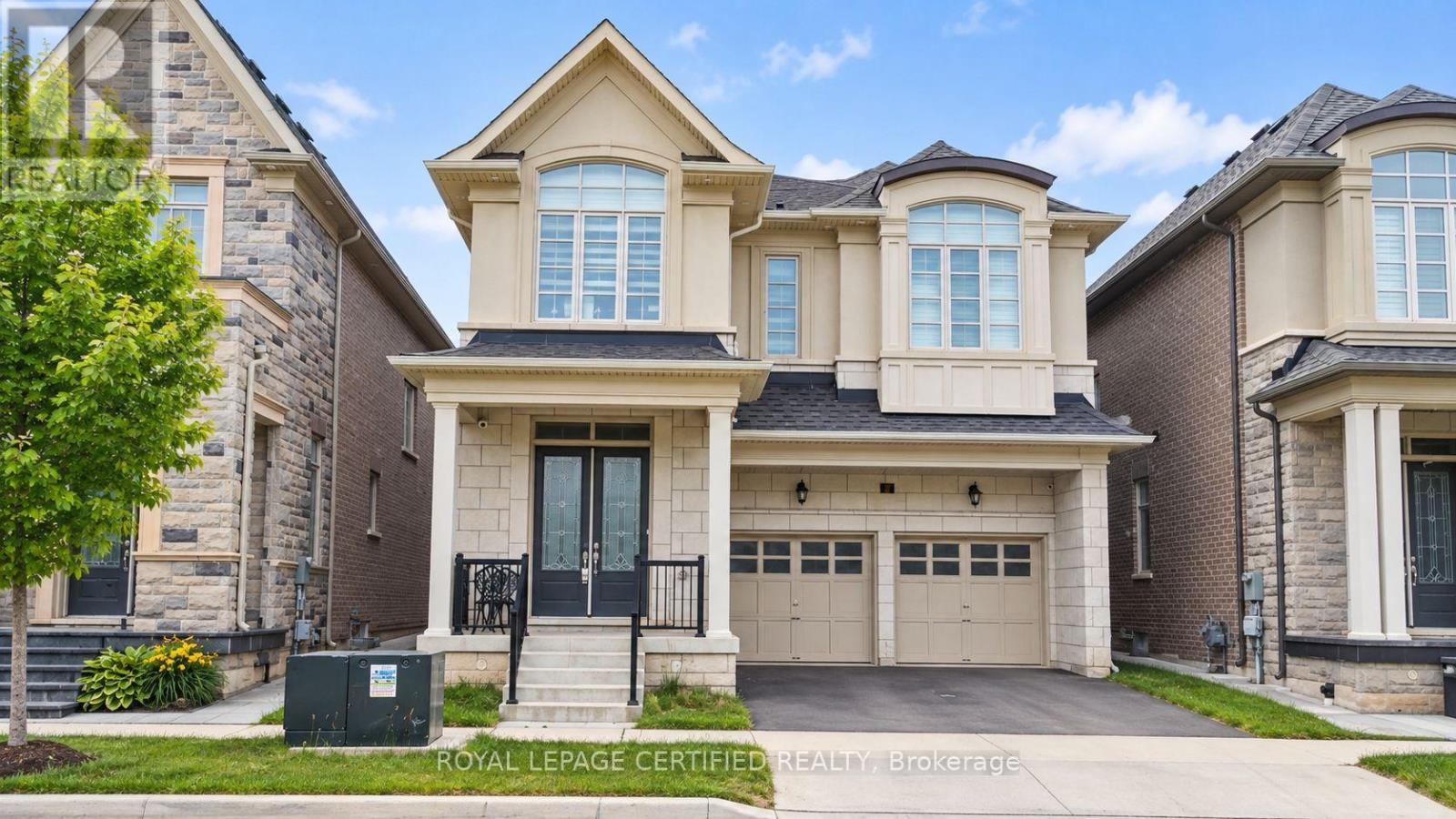 31 CARNEGIE DRIVE, Oakville (GO Glenorchy)