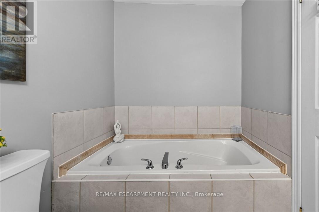 85 Benziger Lane, Hamilton, ON photo 26