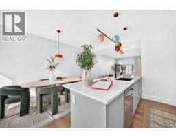 Primary Bedroom - 266 Greystone Boulevard, Cochrane, AB T4C3P2 Photo 11