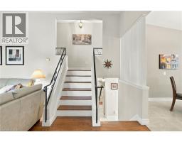 Foyer - 46 Lawrence Avenue, Hamilton, ON L8G2M9 Photo 10