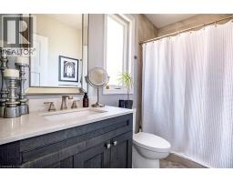 208 Cline Avenue N, Hamilton, ON L8S3Z9 Photo 16