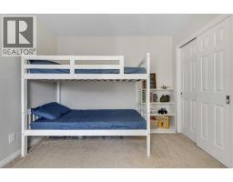 177 Yorkville Manor Sw, Calgary, AB T2X4B5 Photo 16