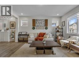 4pc Bathroom - 177 Yorkville Manor Sw, Calgary, AB T2X4B5 Photo 8