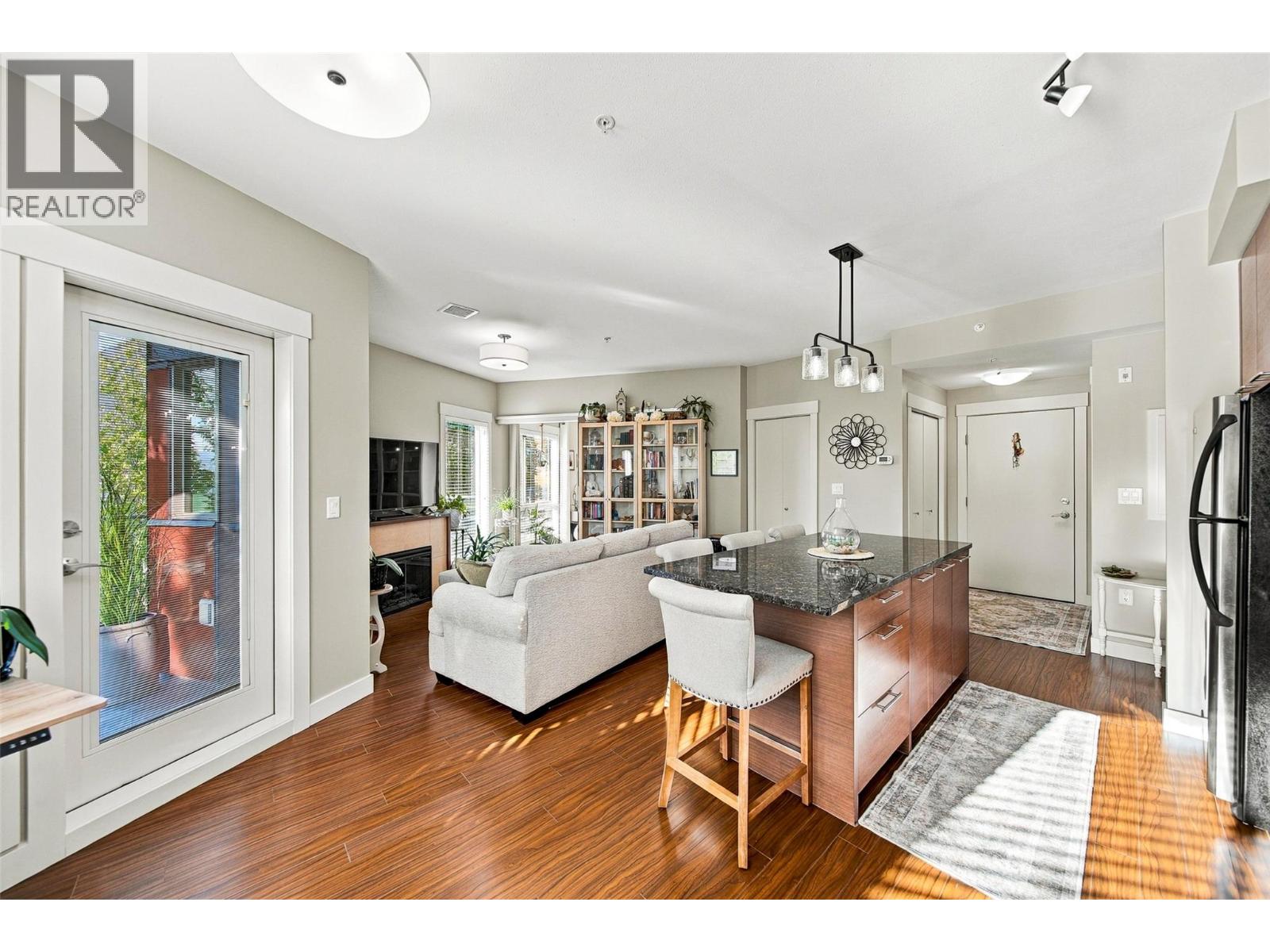 #1203 1000 TALASA Way - 16