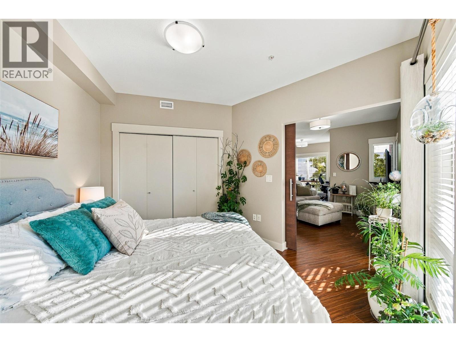 #1203 1000 TALASA Way - 27