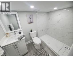 3587 Bloomfield, Windsor, ON N9C1E8 Photo 33