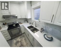 3587 Bloomfield, Windsor, ON N9C1E8 Photo 24