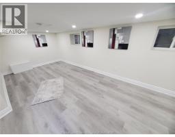 3587 Bloomfield, Windsor, ON N9C1E8 Photo 29