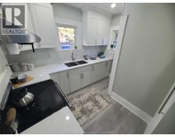 3587 Bloomfield, Windsor, ON N9C1E8 Photo 25
