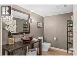 803, 105 Stewart Creek Rise, Canmore, AB T1W0J5 Photo 21