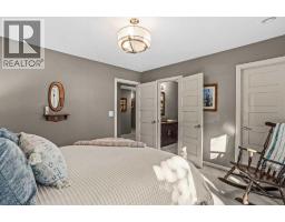 803, 105 Stewart Creek Rise, Canmore, AB T1W0J5 Photo 28