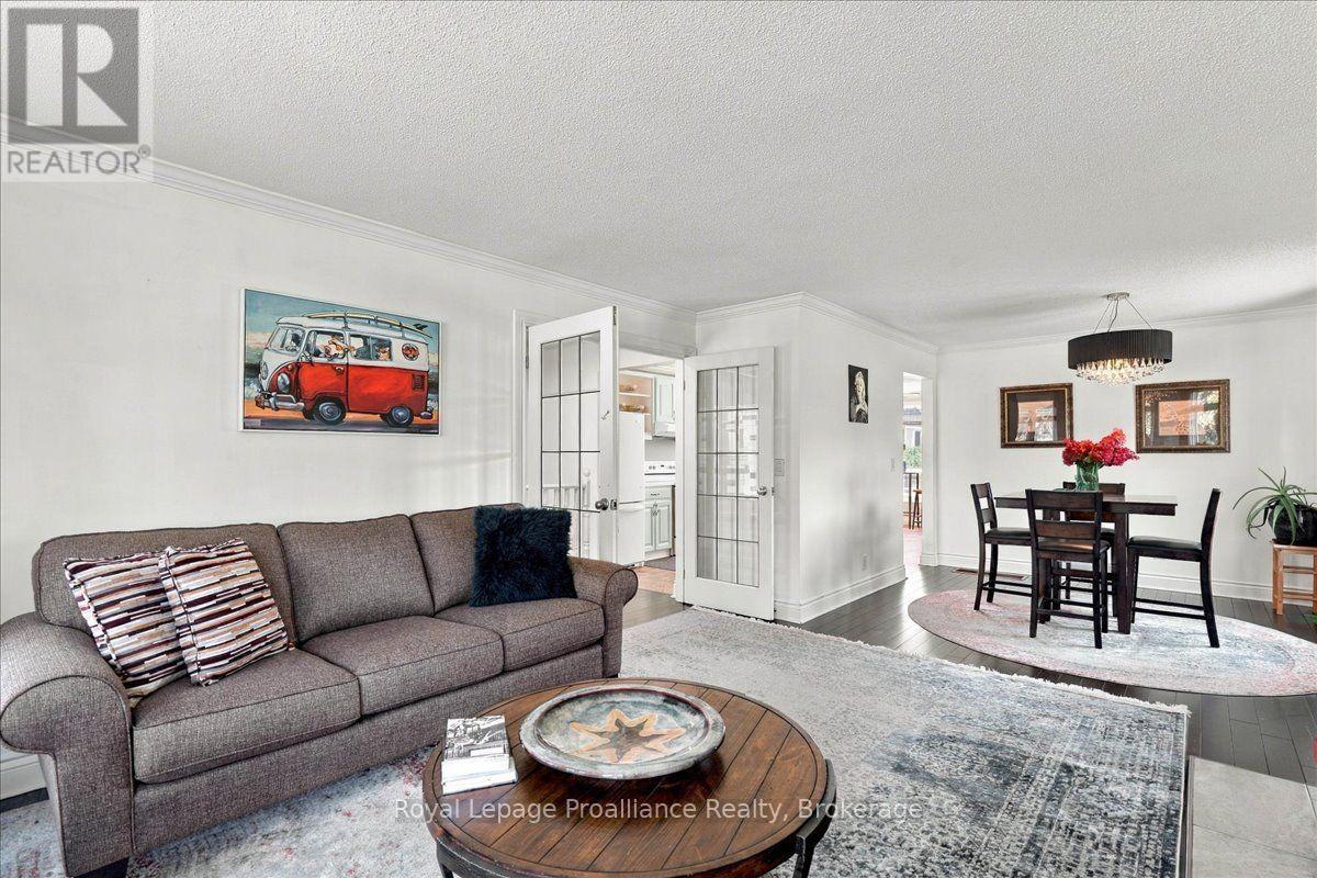 1116 COUNTY RD 8, Prince Edward County (Picton) — photo 7