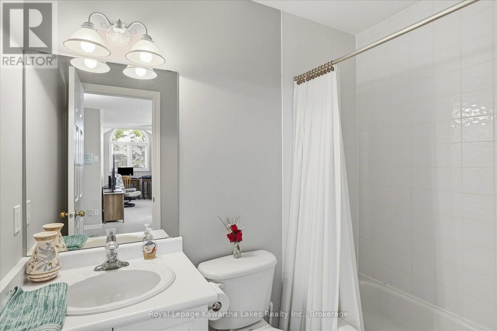 #10G 25 RIVERMILL BOULEVARD - 26