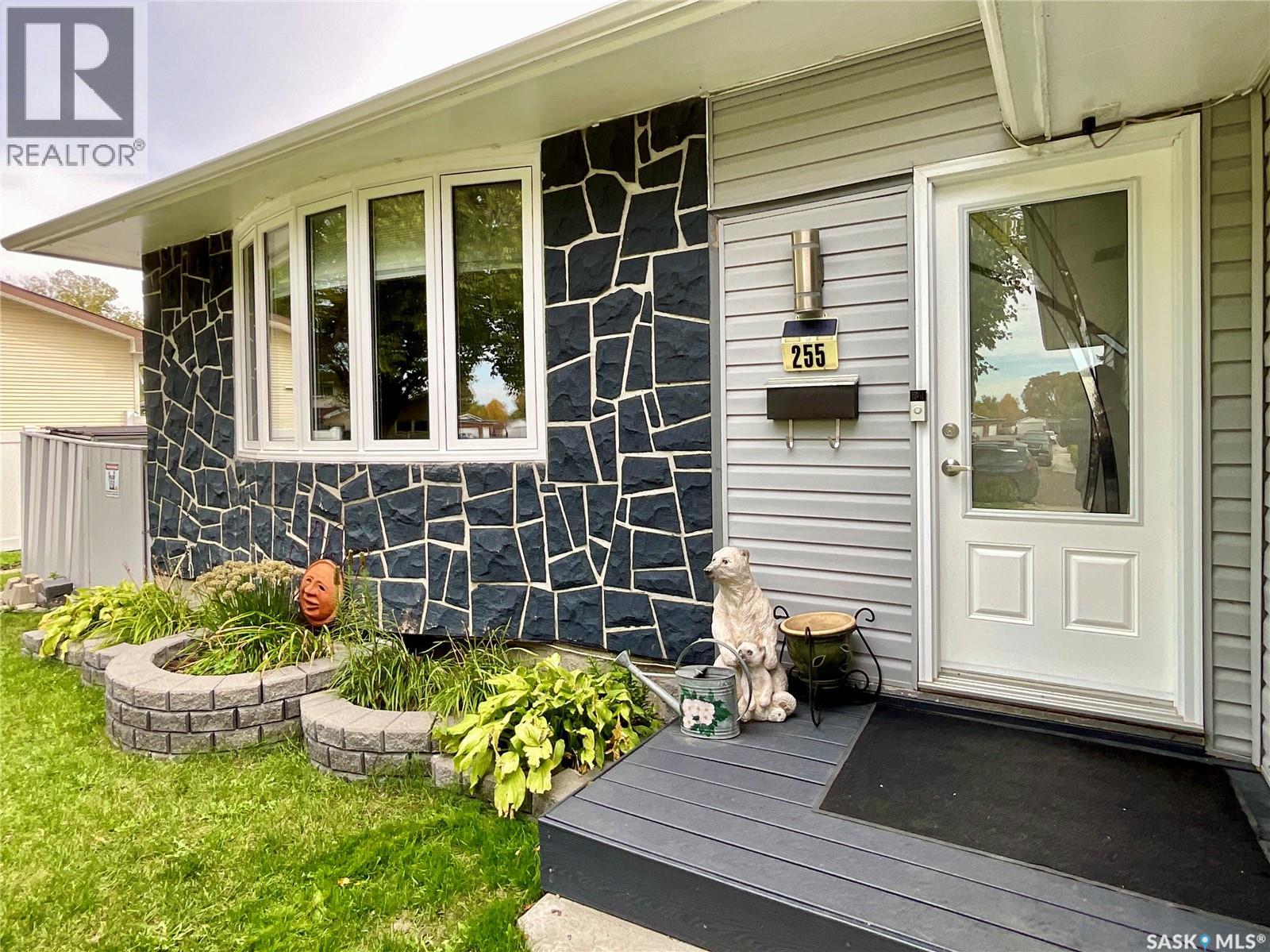 255 Litzenberger CRESCENT, Regina — photo 2