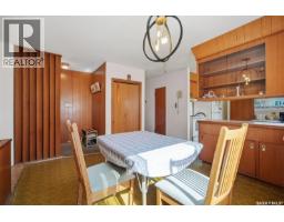 Family room - 219 Egbert Avenue, Saskatoon, SK S7N1X2 Photo 9
