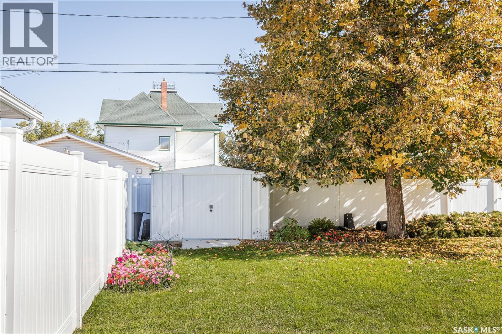 1227 2nd AVENUE NW - 61