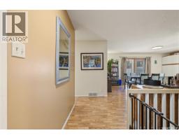 Den - 1227 2nd Avenue Nw, Moose Jaw, SK S6H3R6 Photo 12