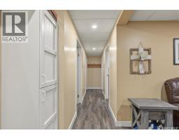 1227 2nd Avenue Nw, Moose Jaw, SK S6H3R6 Photo 46