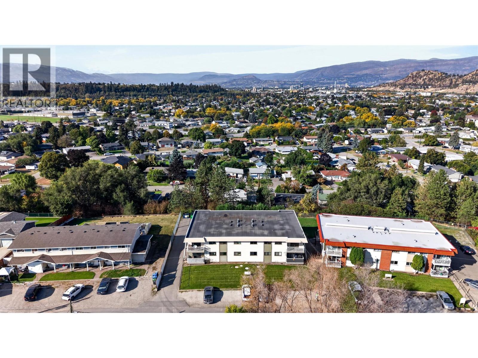 #14 445 Holbrook Road W - 24