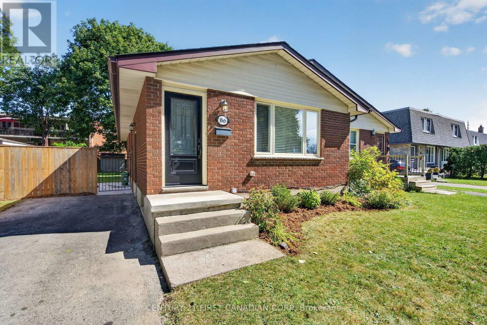 86 ST CLAIR CRESCENT, London South (South O)