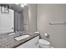 Bedroom 2 - 86 St Clair Crescent, London South, ON N6J3E4 Photo 6