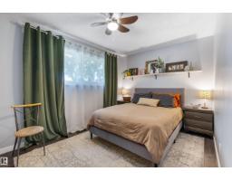 9715 71 Av Nw, Edmonton, AB T6E0W5 Photo 13