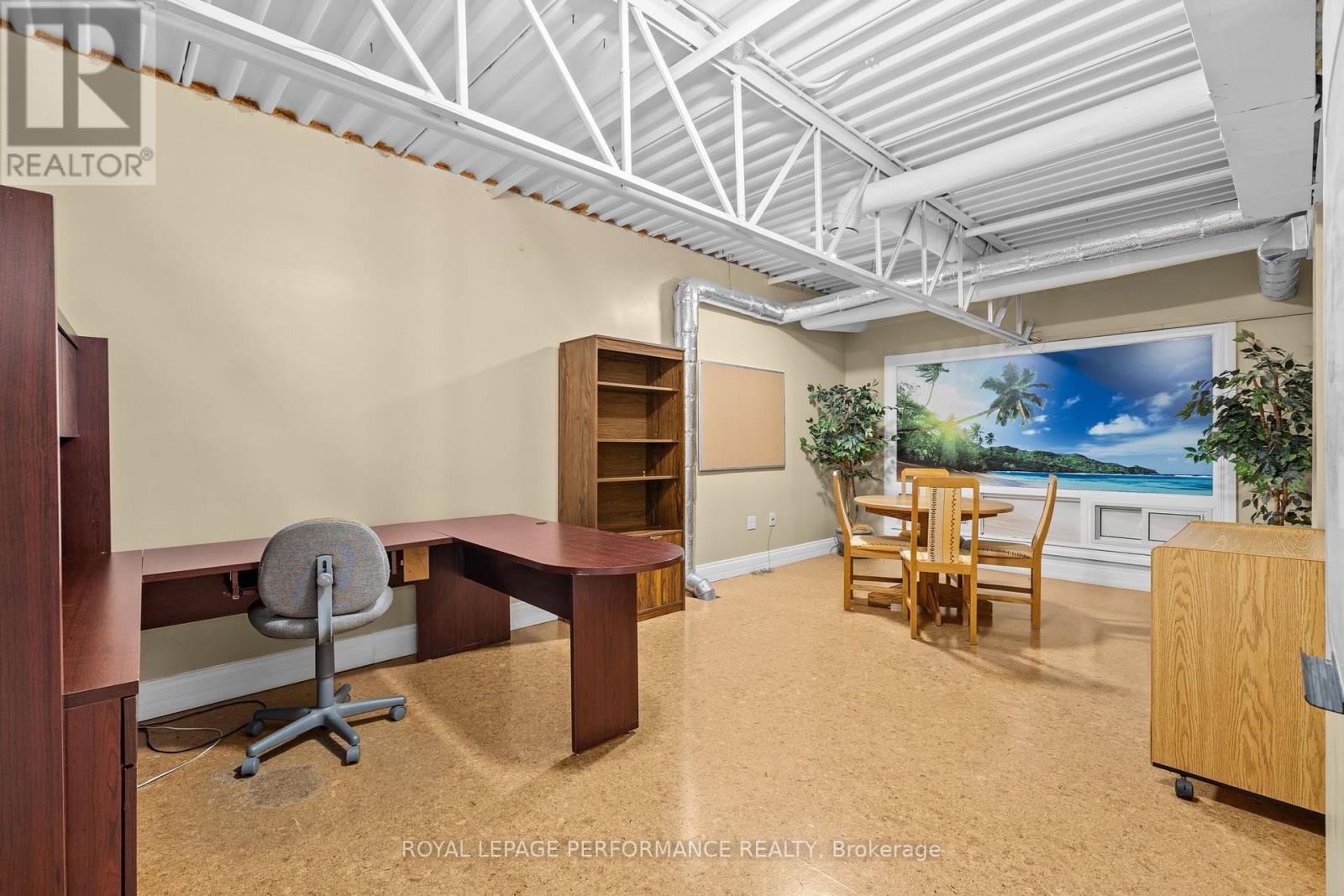 21 - 5350 Canotek Road