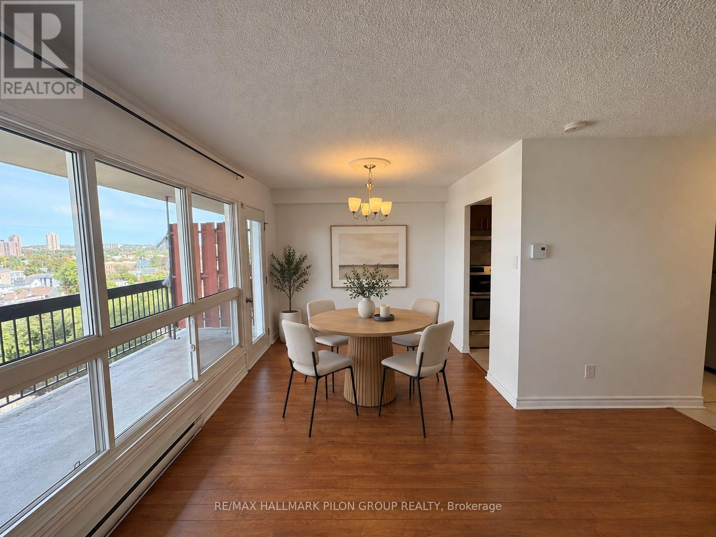 904 - 158B MCARTHUR AVENUE, Ottawa — photo 4