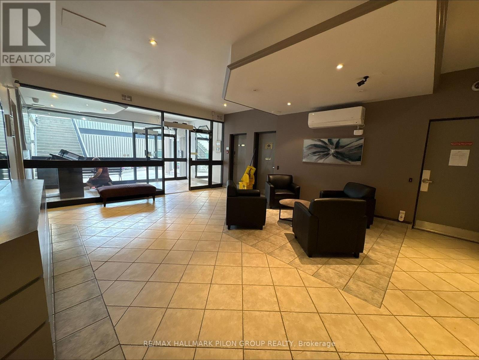 904 - 158B MCARTHUR AVENUE, Ottawa — photo 9