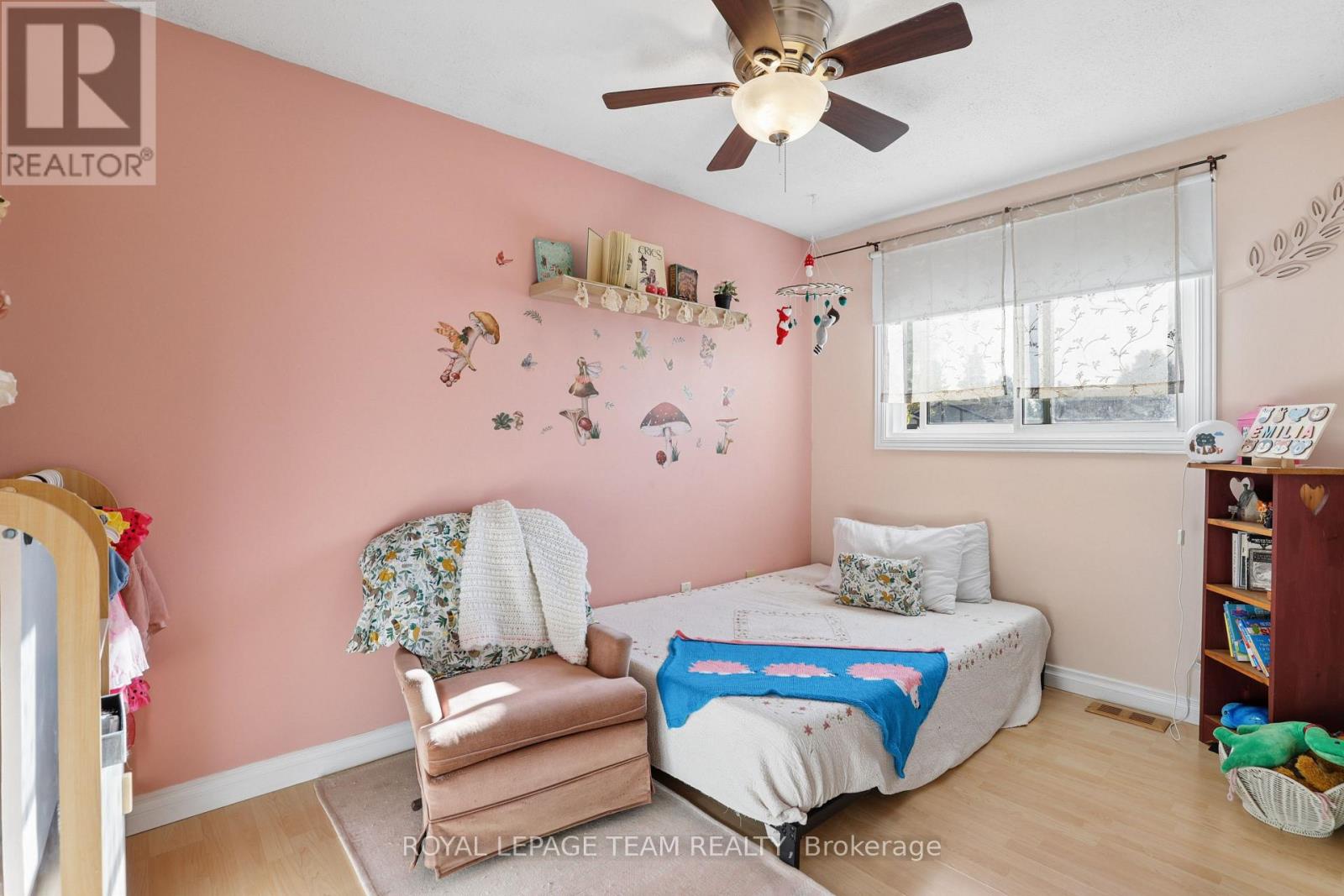 1133 ST EMMANUEL TERRACE - 20