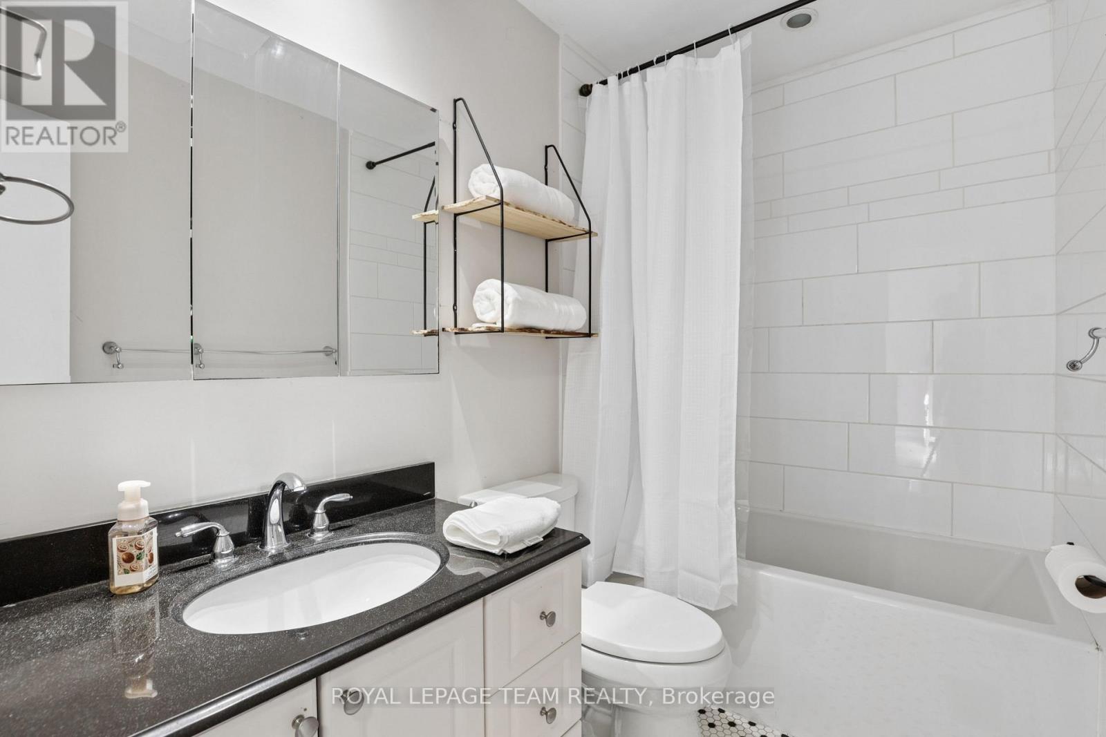 1133 ST EMMANUEL TERRACE - 22
