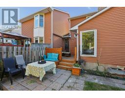 1133 St Emmanuel Terrace, Ottawa, ON K1C2J6 Photo 28
