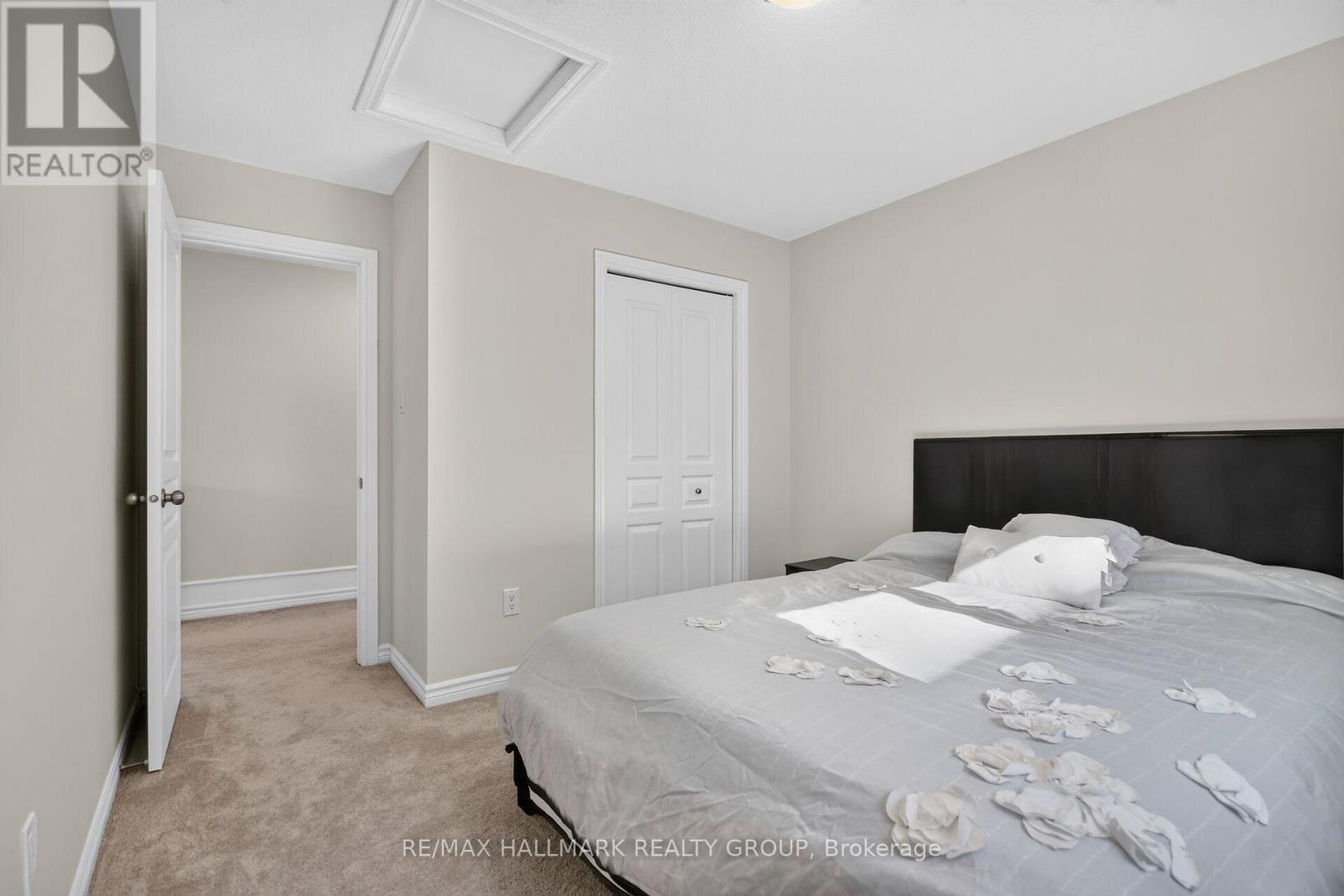 Condos for Sale in Ottawa – 433 COOKS MILL CRESCENT, Ottawa – By Peter Sagos - Image 35